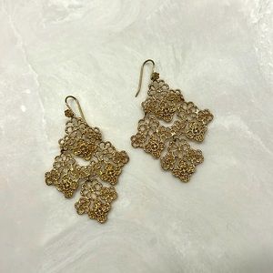 Stella and Dot earrings - gold